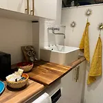 Bed & Breakfast Heaven In East 3*
