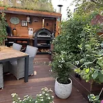Bed & Breakfast Heaven In East
