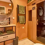 Bed & Breakfast Heaven In East Amsterdam